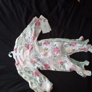 0-3M three cloud island zipper pjs